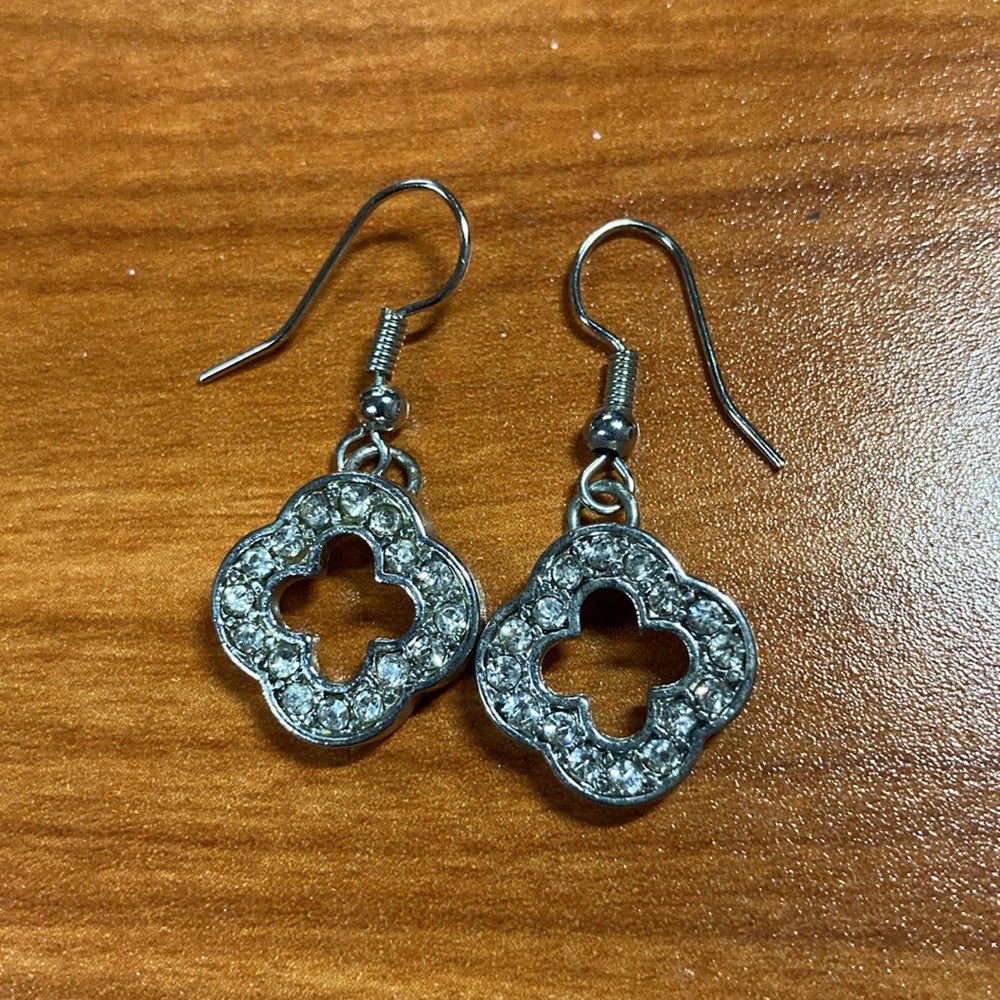 Earring Bundle - Picture 6 of 12